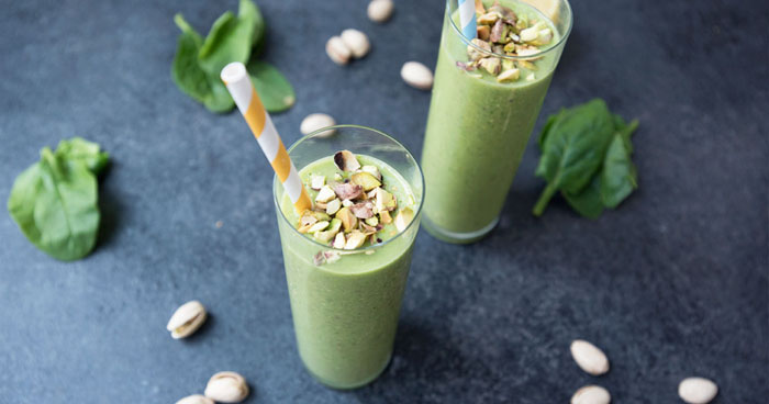 Pistáciový smoothie nápoj vás prekvapí nezvyčajnou chuťou na jazyku.